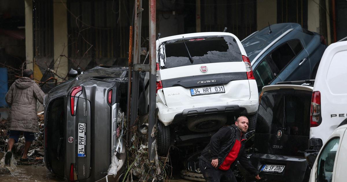 Po záplavách v Istanbulu jsou tři mrtví, čtyři lidé se pohřešují
