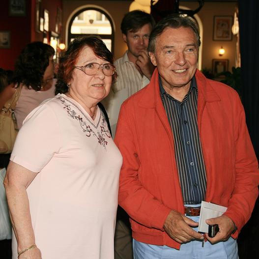 Karel Gott, Antonie Zacpalová