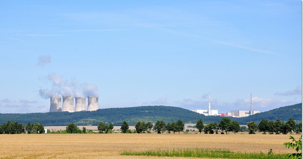 Nový jaderný blok na Slovensku začal podle svého provozovatele dodávat elektřinu
