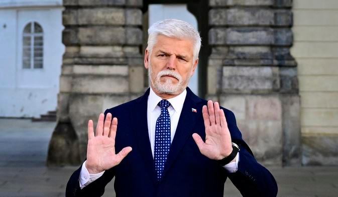 Petr Pavel, prezident, politik, gesto, novoroční projev 2025