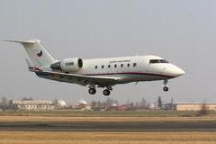 K přepravě menších delegací dřív česká armáda využívala stroje Jak-40 či Canadair Challenger CL-601 (na snímku), který dolétal v roce 2022. Od té chvíle žádný menší tryskáč dopravní letka nemá.