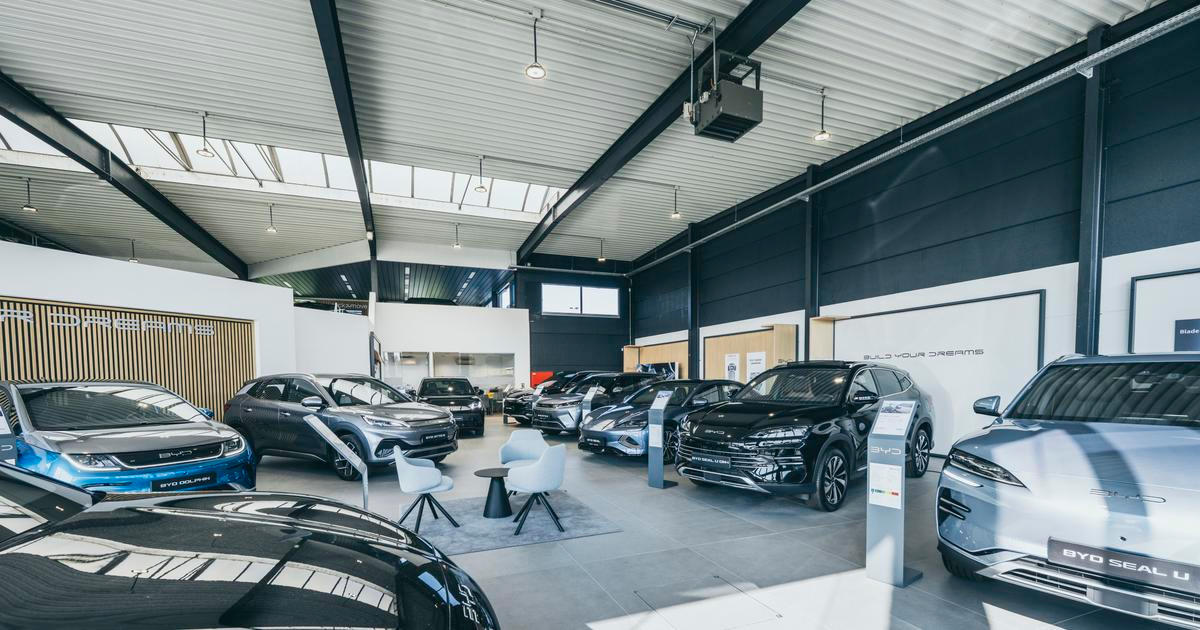 BYD v Česku chce do konce roku ztrojnásobit síť, o megawattovém dobíjení zatím mlčí