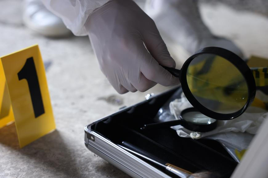 Tip pro milovníky true crime. Vyšla kniha, která laiky provede moderní forenzní vědou