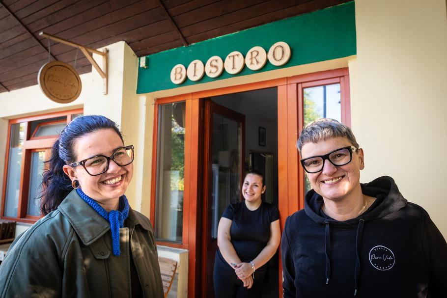 Lucie, Denisa a jejich brigádnice XXX – to je celý tým podniku, za kterým lidé neváhají udělat si zajížďku.