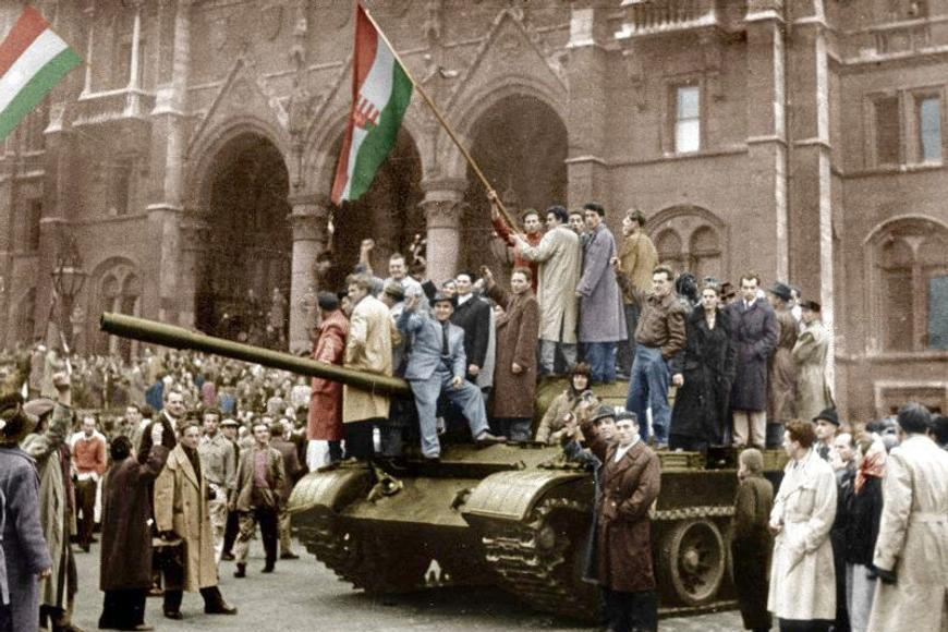 Plameny v Budapešti, jaro v Praze. Od krvavého maďarského povstání uplynulo 70 let