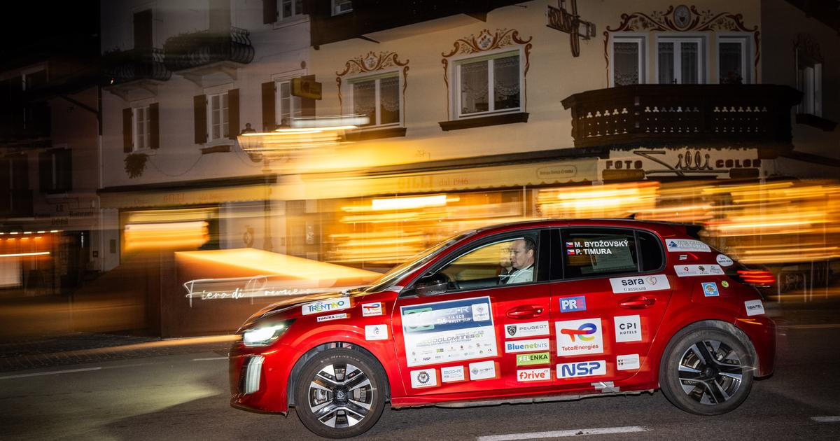 Eco rallye není na baterky. Soutěž elektromobilů se proměnila v šachovou partii