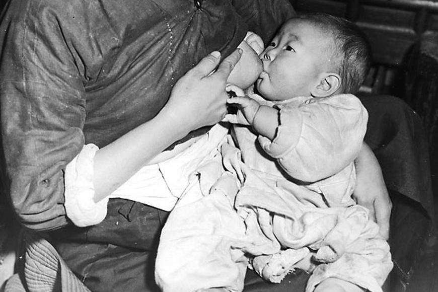Falešné dokumenty, nesouhlas rodičů. Korejské adopce do USA provázely šokující okolnosti