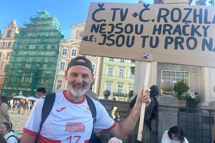 Tečka: Babiš s vládou dělají vše pro to, aby dostali lidi do ulic. A skončili v izolaci