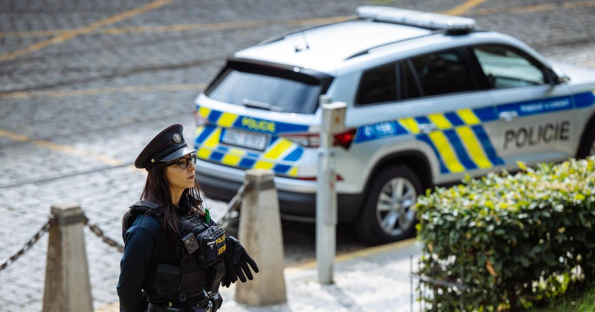 Nezvěstnou ženu našli pobodanou u řeky, policie obvinila muže z vraždy