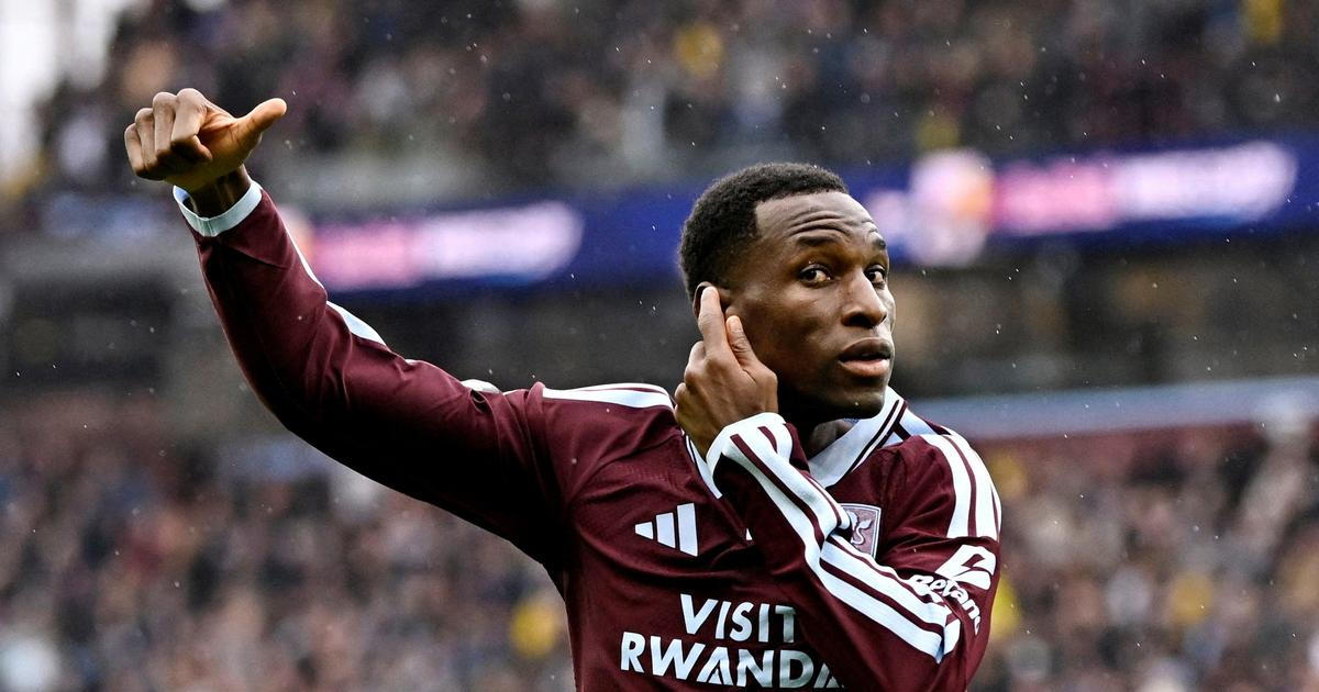 Senegalský „hrdlořez“ umravnil giganta. Manchester City poprvé prohrál
