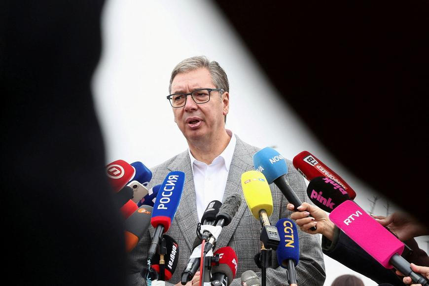 Přišlo nejvíc lidí od rozpadu Jugoslávie. Volby v Srbsku jsou referendem o hegemonu Vučičovi