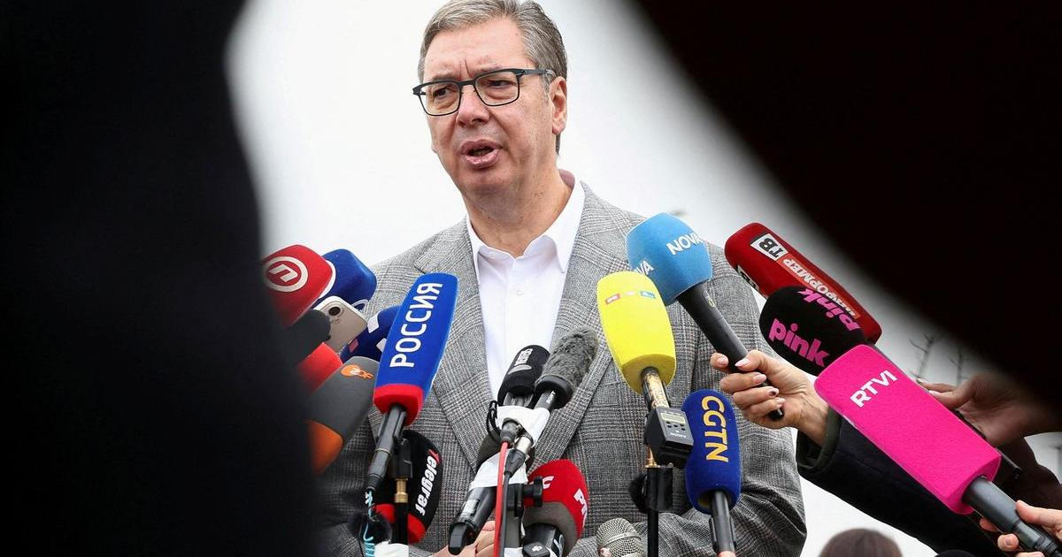 Přišlo nejvíc lidí od rozpadu Jugoslávie. Volby v Srbsku jsou referendem o hegemonu Vučičovi 