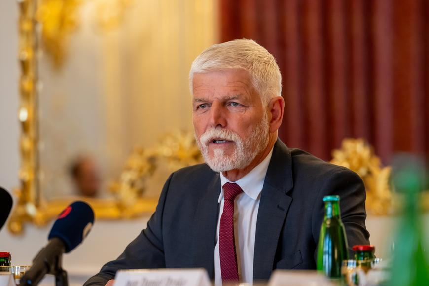 Státní vyznamenání ve středu od Pavla obdrží 51 osobností, o tři více než loni