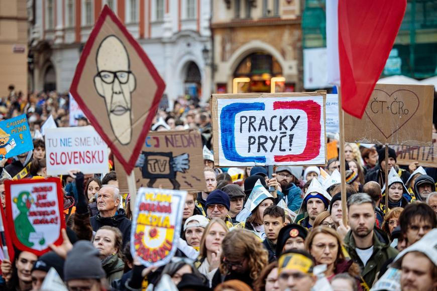 Komentář: 28. říjen a zejména 17. listopad tonou v bitvách kulturní války