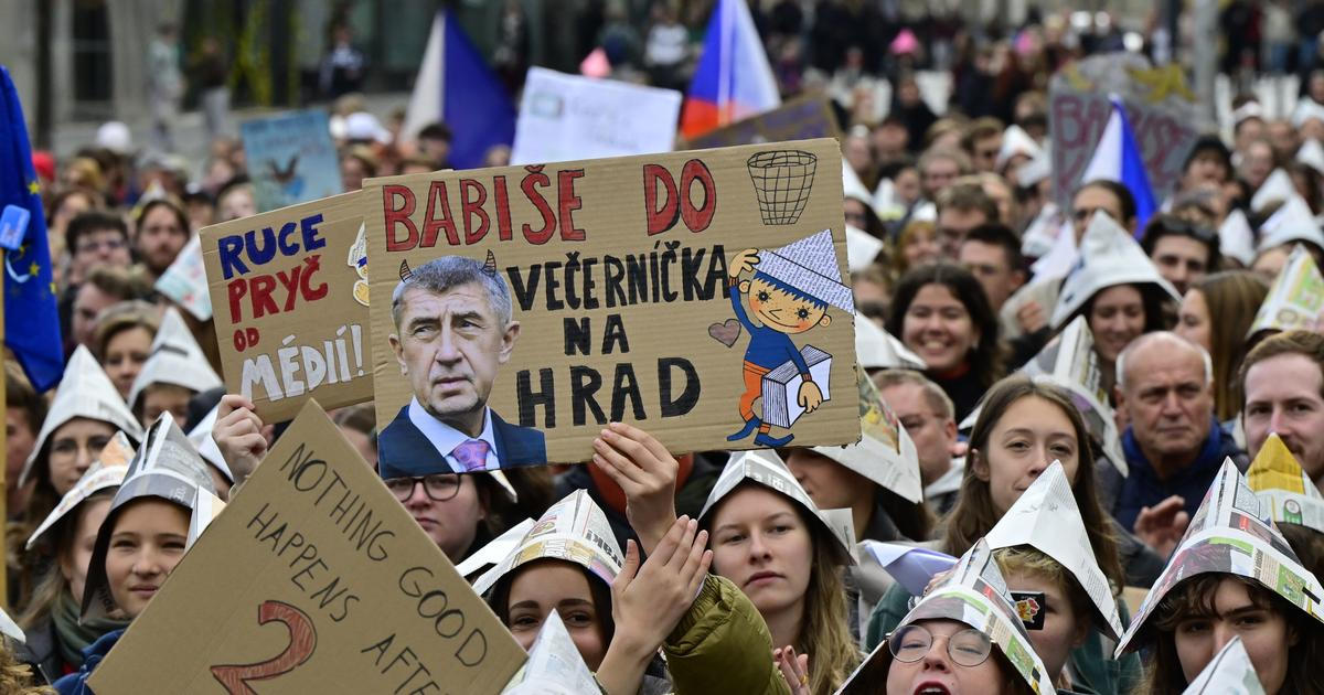 Studenti vyhlásili kvůli veřejnoprávním médiím na 3. listopad stávku