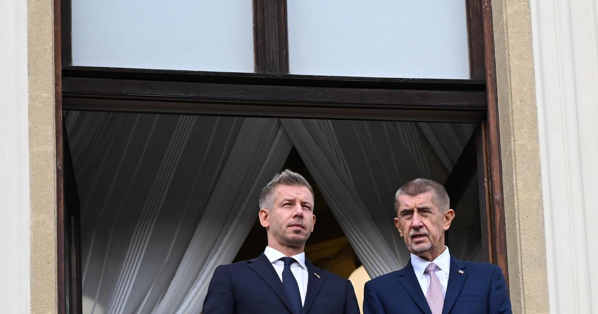 Česká a maďarská vláda jednají společně poprvé. Babiš přivítal Magyara v Kramářově vile