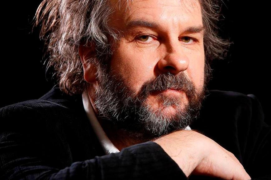 Peter Jackson začínal režií hororů. Dnes jako producent chystá nový film o Glumovi